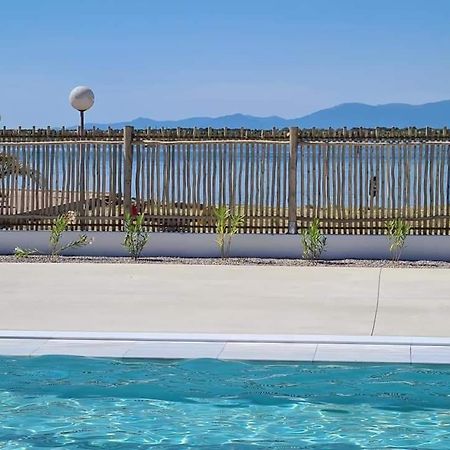 Bel Appartement Vue Sur Le Lac Marin Avec Piscine Le Barcarès エクステリア 写真