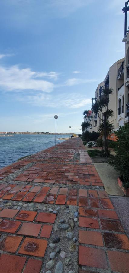 Bel Appartement Vue Sur Le Lac Marin Avec Piscine Le Barcarès エクステリア 写真