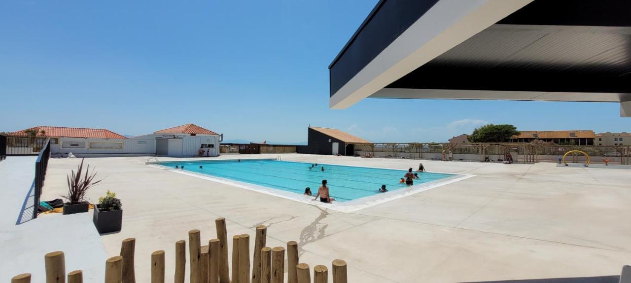 Bel Appartement Vue Sur Le Lac Marin Avec Piscine Le Barcarès エクステリア 写真